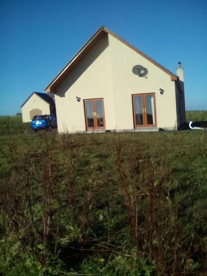 April House Bed & Breakfast Barrock Екстериор снимка