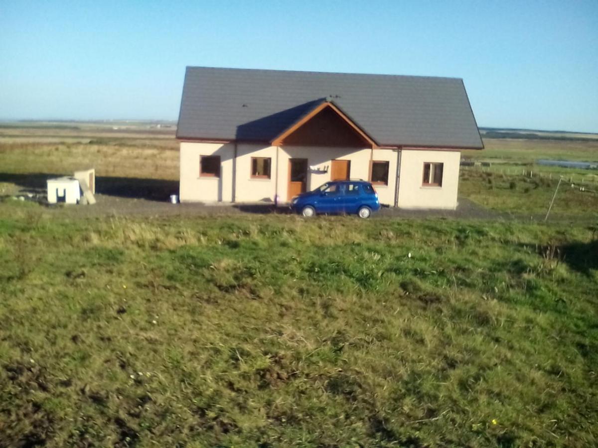 April House Bed & Breakfast Barrock Екстериор снимка